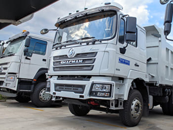 شاحنة لنقل البضائع الحرة SHACMAN Shacman Tractor Truck for Sale in Malawi: صور 4 شاحنة لنقل البضائع الحرة SHACMAN Shacman Tractor Truck for Sale in Malawi: صور 4