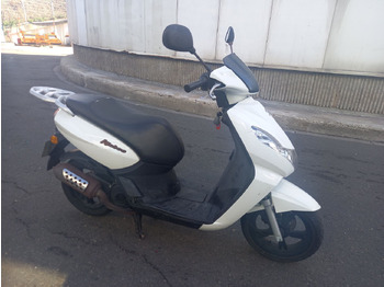 دراجة بخارية SCOOTER PEUGEOT KISBEE 50cc, 2 places, porte bagage, ralenti: صور 5