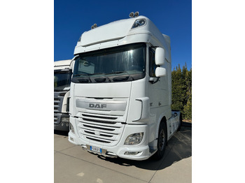 شاحنة جرار DAF XF 510