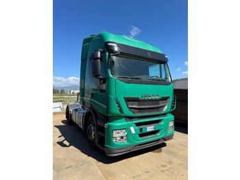 شاحنة جرار IVECO