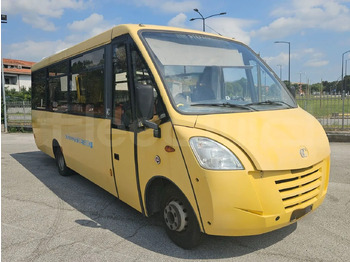حافلة مدرسية IVECO