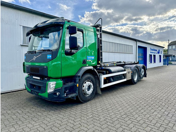 شاحنة ذات الخطاف VOLVO FE