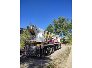 مصاعد الازدهار محمولة على شاحنة