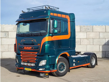 شاحنة جرار DAF XF 460