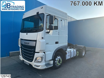 شاحنة جرار DAF XF 460