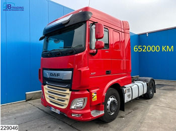 شاحنة جرار DAF XF 480