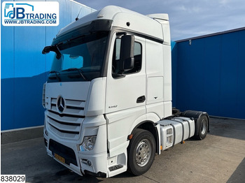 شاحنة جرار MERCEDES-BENZ Actros 1842