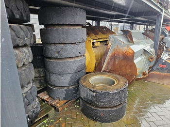 الإطارات والجنوط LIEBHERR