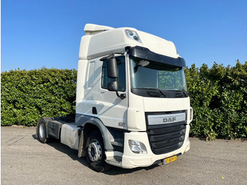شاحنة جرار DAF CF 400