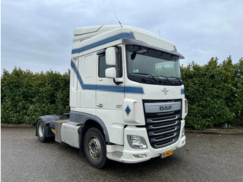 شاحنة جرار DAF XF 440