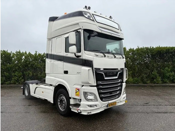 شاحنة جرار DAF XF 480