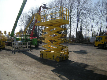 مصاعد الازدهار محمولة على شاحنة Genie GS 3246, Scherenarbeitsbühne Genie 11,9 m: صور 4