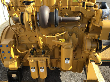 آلات البناء CATERPILLAR