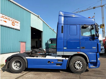 شاحنة جرار DAF XF 105.460 ATE SPACECAB (ZF16 MANUAL GEARBOX / HYDRAULIC KIT / P.T.O. / ADR-VLG / FULL SPOILERSET / FRIDGE): صور 4