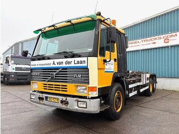 شاحنة ذات الخطاف VOLVO FL12 380