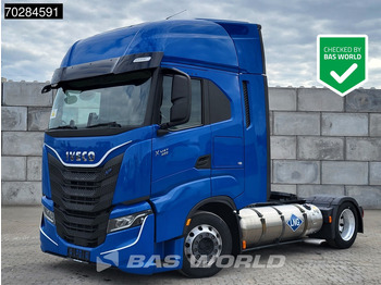 شاحنة جرار IVECO S-WAY
