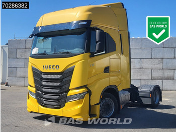 شاحنة جرار IVECO S-WAY