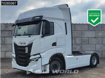 شاحنة جرار IVECO S-WAY
