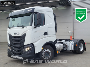 شاحنة جرار IVECO X-WAY