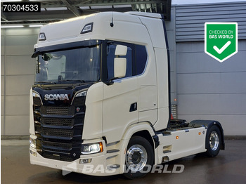 شاحنة جرار SCANIA S 660