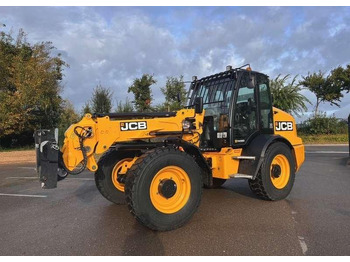 رافعة تلسكوبية JCB