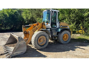 اللودر بعجل LIEBHERR L 514