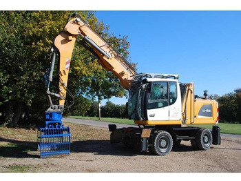 حفارة النقل والشحن LIEBHERR LH 22 M