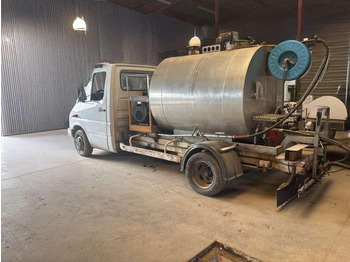 موزع الأسفلت Mercedes 410 A EMULSION + TREMI GRAVILLON: صور 2 موزع الأسفلت Mercedes 410 A EMULSION + TREMI GRAVILLON: صور 2