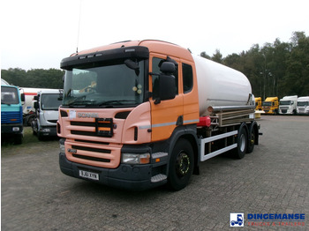 شاحنة صهريج SCANIA P 320