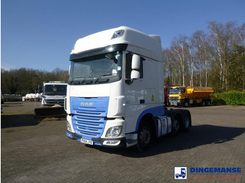 شاحنة جرار DAF XF 460