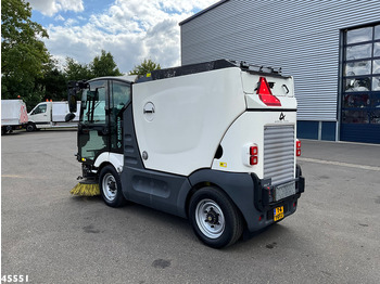 سياره كنس شوارع Mathieu MC 210 Azura Flex Euro 6: صور 5 سياره كنس شوارع Mathieu MC 210 Azura Flex Euro 6: صور 5