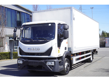 بصندوق مغلق شاحنة IVECO EuroCargo