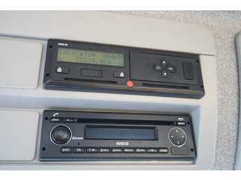 شاحنة نقل سيارات شاحنة IVECO Eurocargo 160-210 / 75,000 km! / OMARS lowered tow truck platform / Fork: صور 3