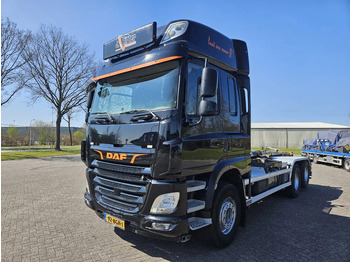 شاحنة ذات الخطاف DAF CF 460