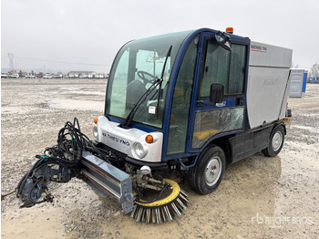 سياره كنس شوارع MATHIEU