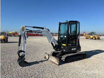 حفارة مصغرة BOBCAT E26