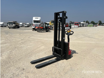 معدات تكديس PLUS POWER