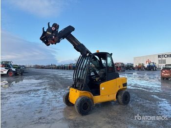 رافعة تلسكوبية JCB