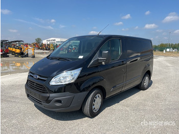 الشاحنات الصغيرة FORD Transit