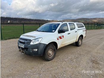 شاحنة البيك أب ISUZU