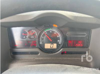 شاحنة جرار RENAULT Premium Lander
