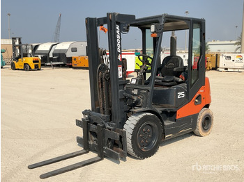 رافعة شوكية DOOSAN