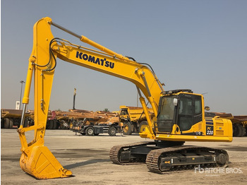 حفارات زحافة KOMATSU PC220-8
