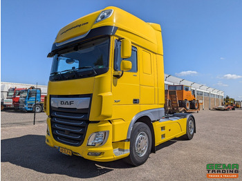 شاحنة جرار DAF XF 450