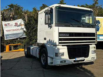 شاحنة جرار DAF XF 95 380