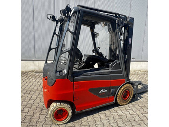 رافعة شوكية كهربائية Linde E25 (387): صور 2