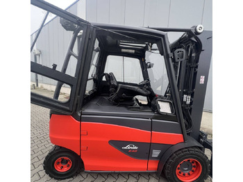 رافعة شوكية كهربائية Linde Linde E40/600H (388): صور 3 رافعة شوكية كهربائية Linde Linde E40/600H (388): صور 3