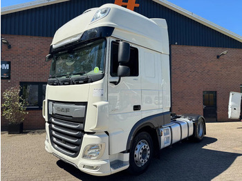 شاحنة جرار DAF XF 480