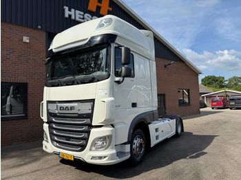 شاحنة جرار DAF XF 480