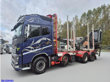شاحنة قطع الأشجار VOLVO FH16 750